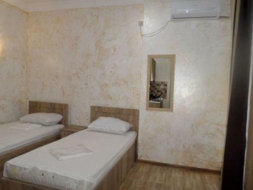 Hostal Hotel Batumi Inn