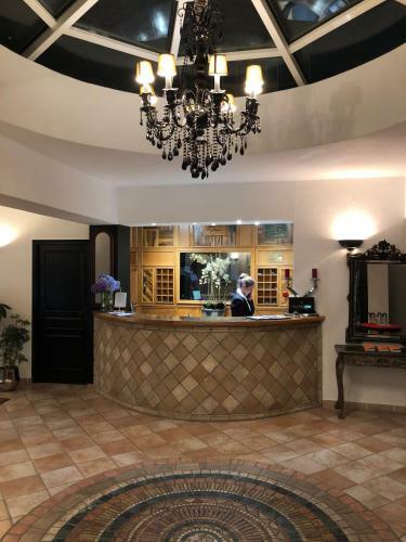 Le Roc E Fiori Hotel - Chc