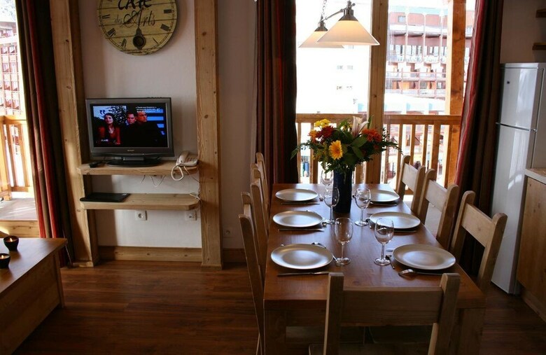 Aparthotel Chalet Des Neiges : La Cime Des Arcs
