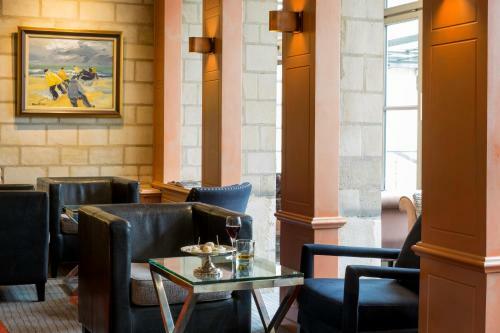 Hotel Best Western Le Dauphin Et Le Spa Du Prieur�