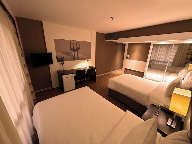 Hotel Kubitschek Plaza
