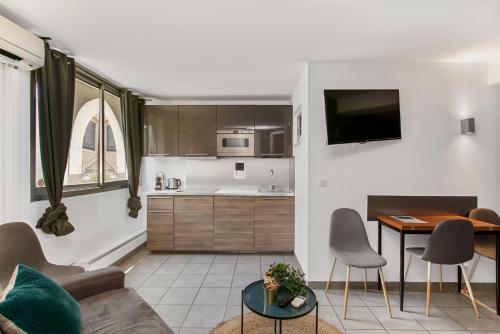 Coeur Urbain Apartments - Place De La Com�die