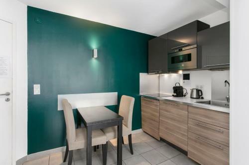 Coeur Urbain Apartments - Place De La Com�die