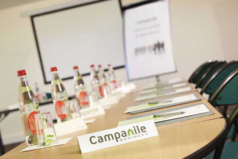 Hotel Campanile Clermont-ferrand ~ Riom