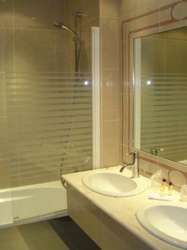 Best Western Premier Grand Monarque Hotel & Spa