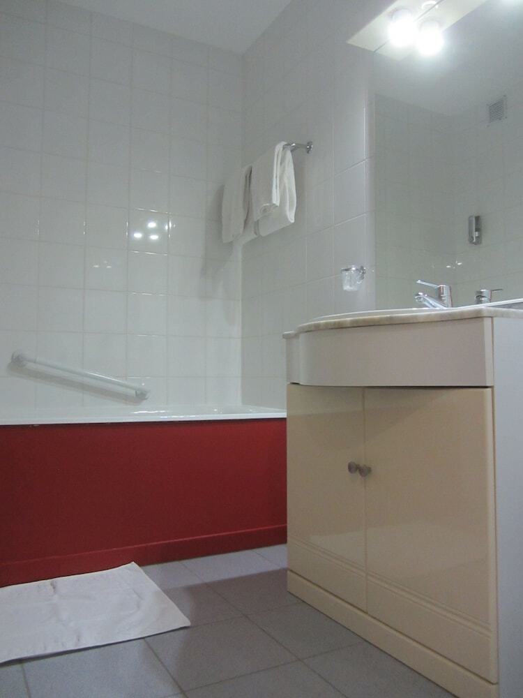 Le Regina Hotel