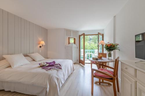 Hotel La Pin�de
