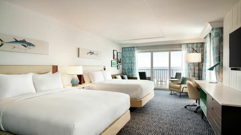 Hotel Quality Inn & Suites Beachfront