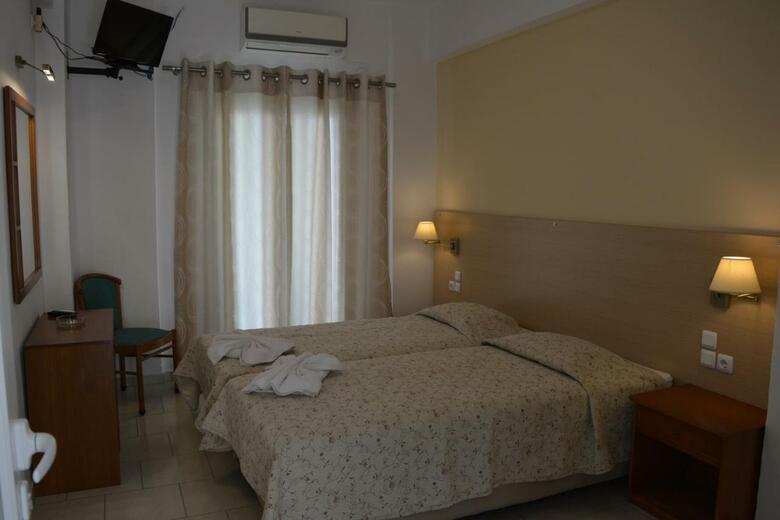 Hotel Anemomilos Villa