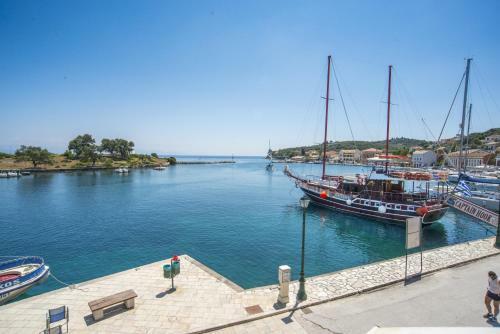 Elena Sea View Apartment