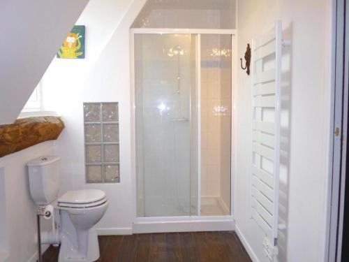 Two-bedroom Apartment In Ocquerre