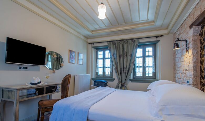 Hotel Pirrion Sweet Hospitality