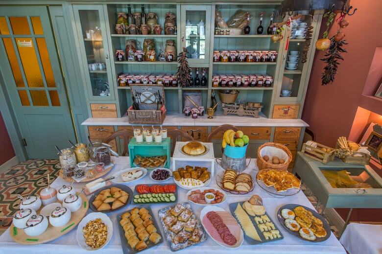 Hotel Pirrion Sweet Hospitality