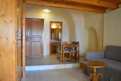 Apartamento Anemomilos Suites