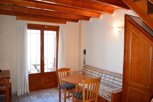 Apartamento Anemomilos Suites