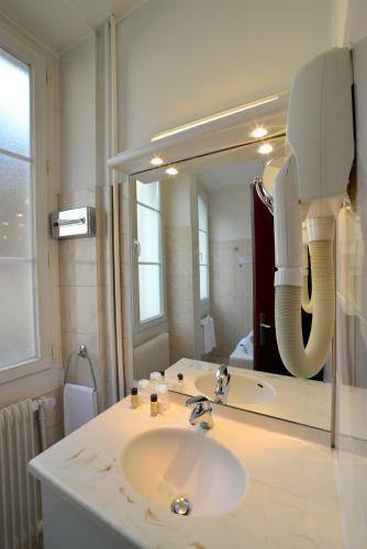 Hotel H�tel D?angleterre Grenoble Hyper-centre