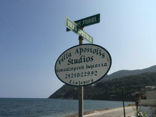 Hostal Villa Apostolis Studios