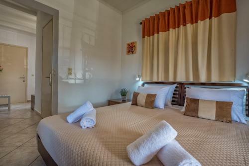 Zarkadis Beach Apartments
