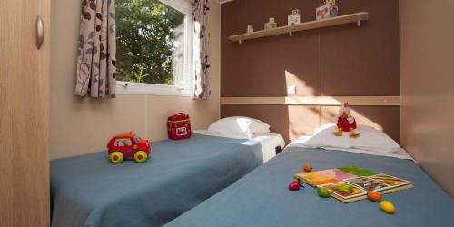 Camping Sunissim Le Paradis By Locatour