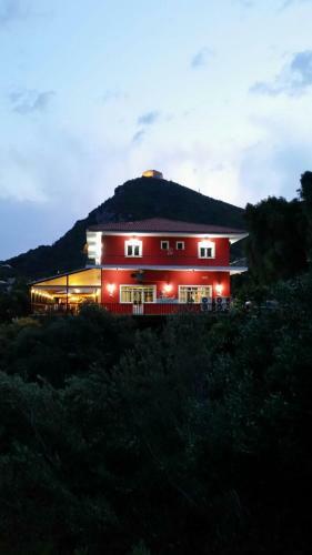 Hostal Anthoussa Rooms