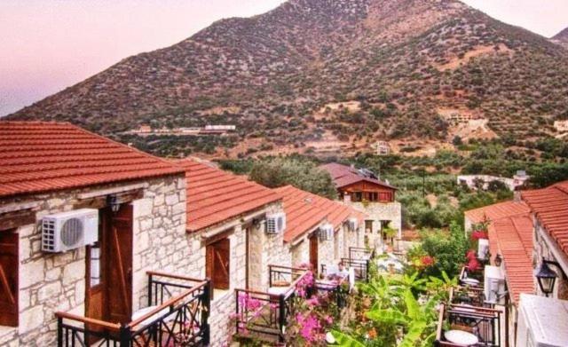 Aparthotel Stone Village Hotel Apartments