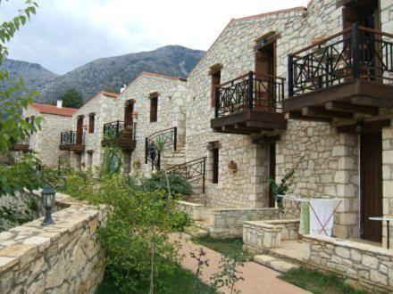 Aparthotel Stone Village Hotel Apartments