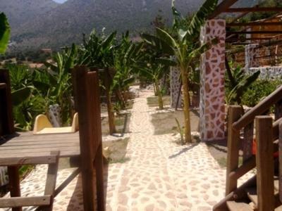 Aparthotel Stone Village Hotel Apartments