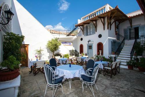 Hostal Achilleas Pension