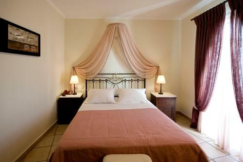 Ostria Hotel