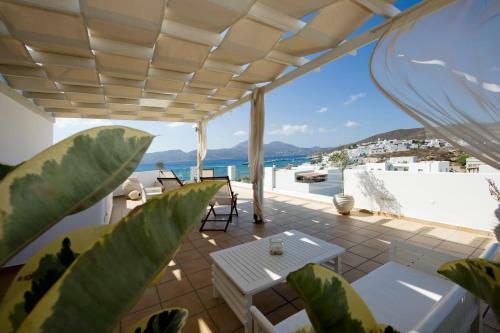 Ostria Hotel