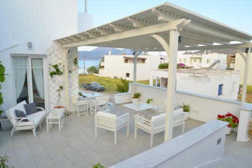 Ostria Hotel