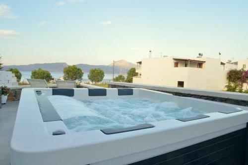 Ostria Hotel