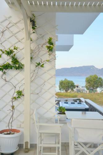 Ostria Hotel