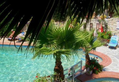 Apartamento Hotel Aeollos