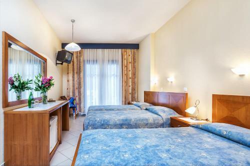 Atrium Hotel