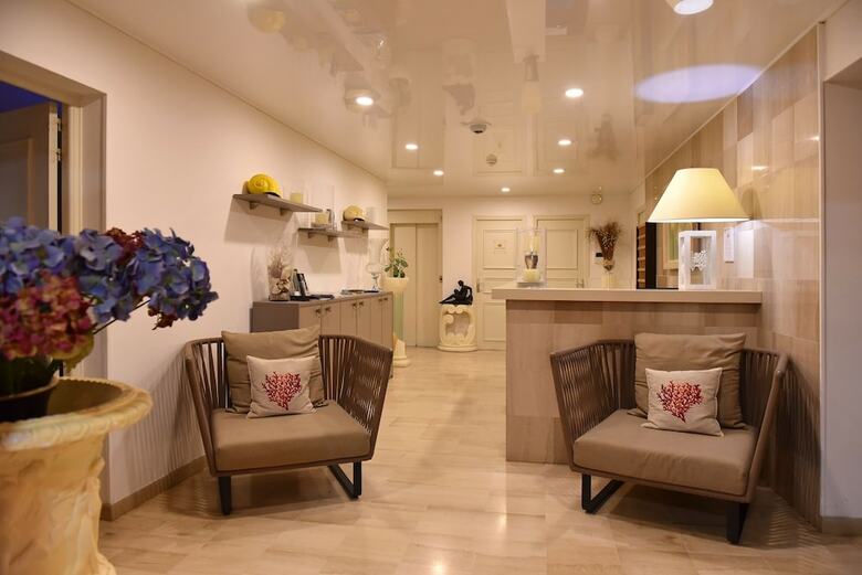 Hotel H�tel Le Subrini