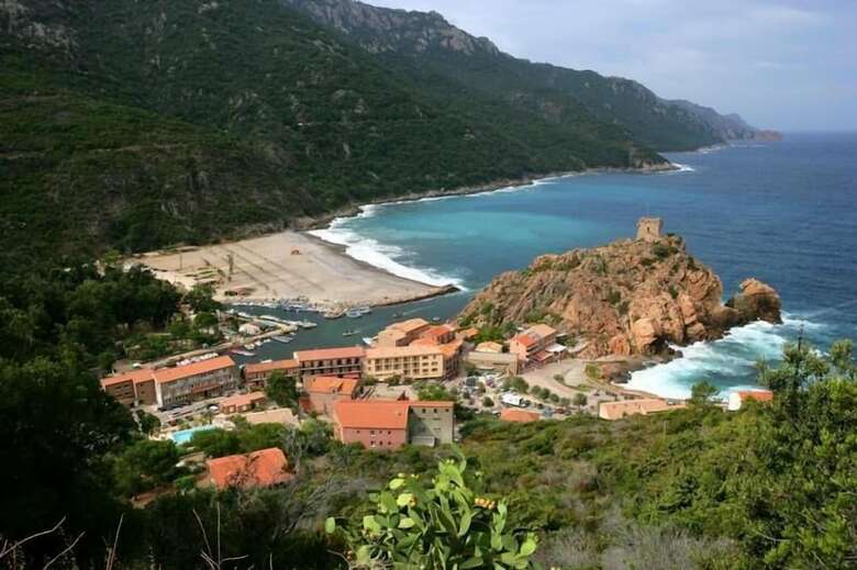 Hotel H�tel Le Subrini