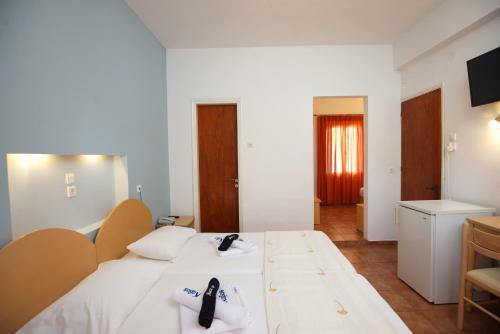 Kavos Hotel