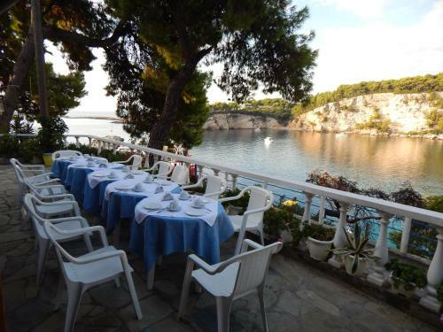 Kavos Hotel