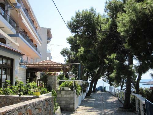 Kavos Hotel