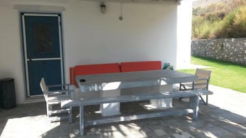 Polos Villa