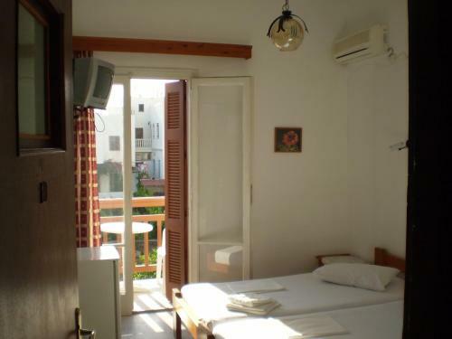 Hostal Hotel Maroulis