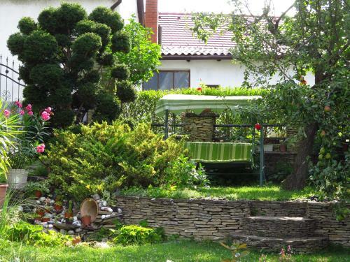K?vir�g Apartman