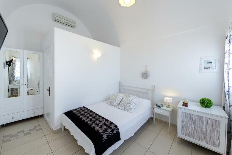 Dream Island Hotel