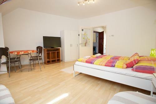 �va-k�lcsey Apartman