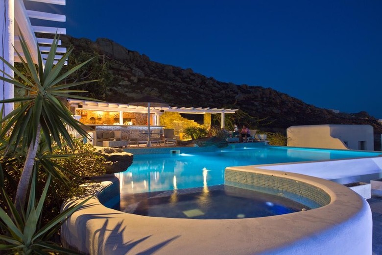 Adelmar Hotel & Suites