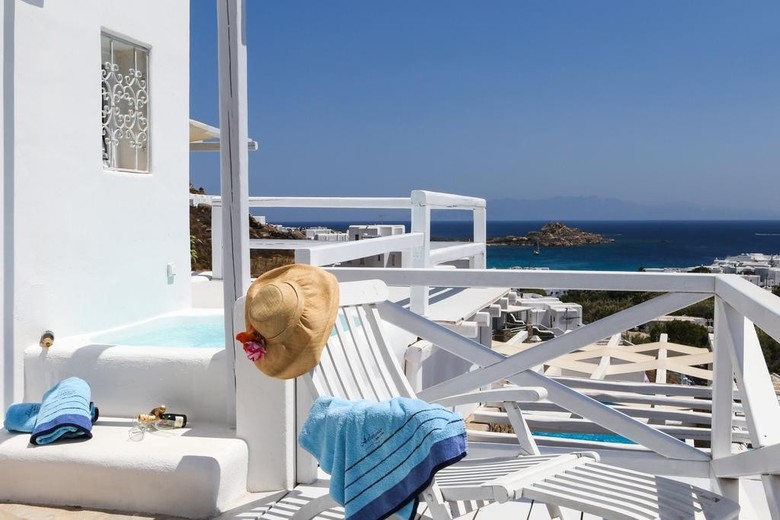 Adelmar Hotel & Suites