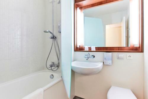 Hotel Campanile Marne La Vall�e - Bussy Saint-georges
