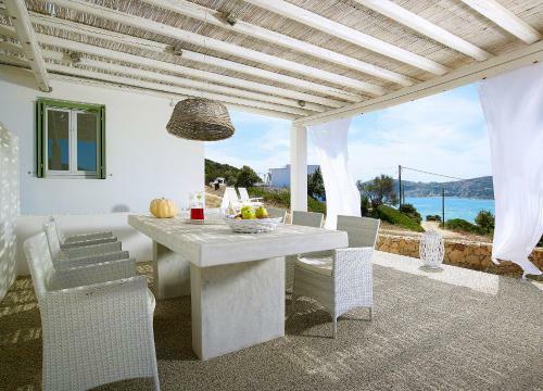 Villa Ninos House