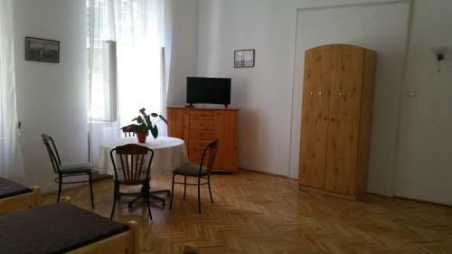 Hostal Okszi Vend�gh�z